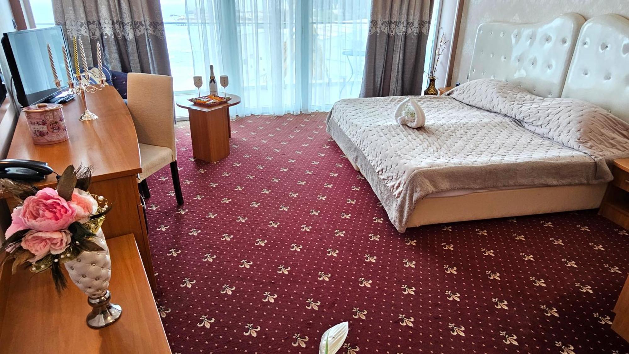 סנט קונסטנטין והלנה Spa Hotel Sirius Beach - Free Spa Access מראה חיצוני תמונה